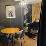 Silesia アパートホテル シュチェチン