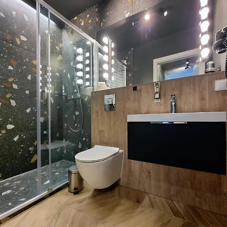 Silesia Aparthotel 4*